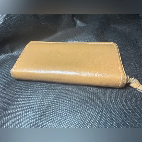 Tory Burch Continental Wallet Thea Zip Pebbled Leather Logo Embossed Tory Burch - Picture 4 of 9